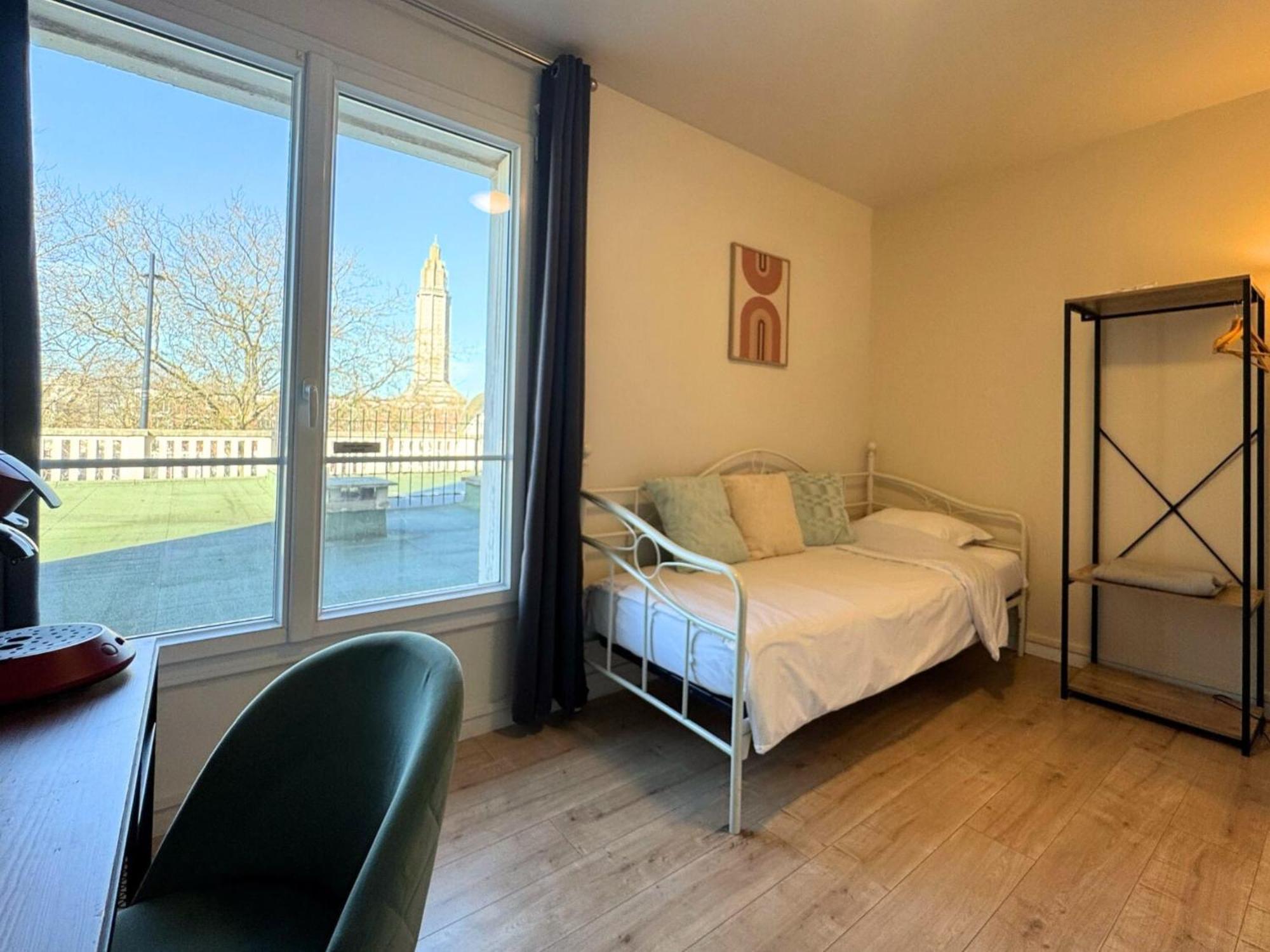 L'Escale Appartements Et Suites En Bord De Mer Le Havre Exterior photo